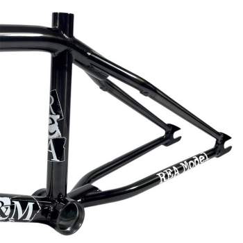 Frame S&M REA Levenson Signature